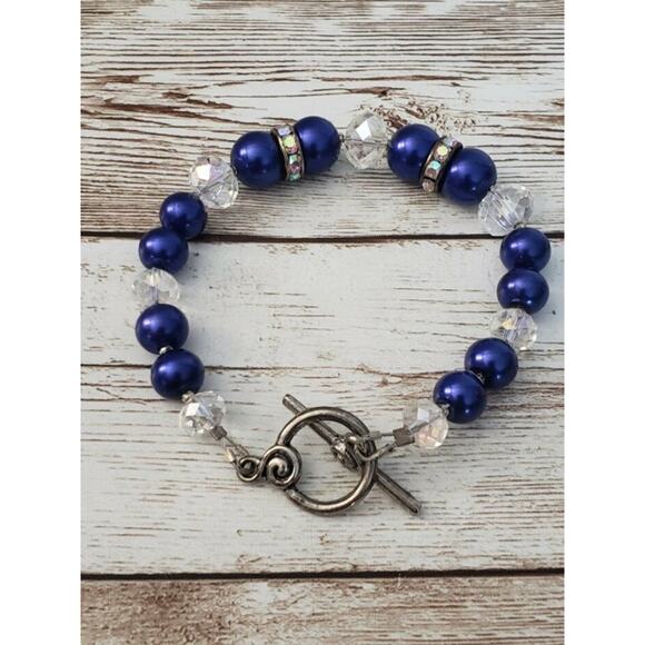 Vintage Jewelry - Vintage Bracelet Blue & Clear Beaded Bracelet
